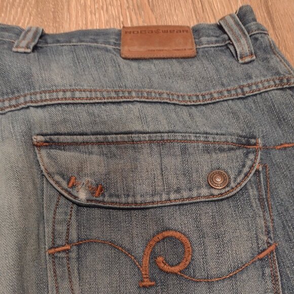 Vintage Rocawear baggy jean shorts size 40w - Picture 4 of 6